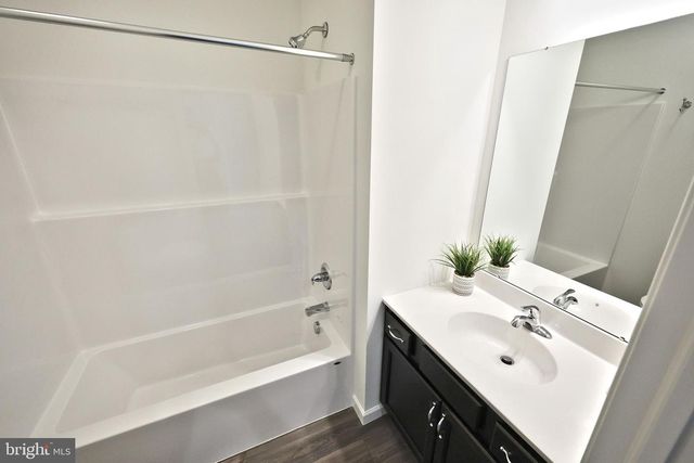 114 BLUE MOUNTAIN BLVD, Carlisle, PA 17013