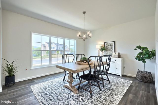 114 BLUE MOUNTAIN BLVD, Carlisle, PA 17013