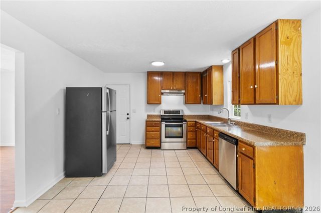 5706 Demarest Court, Fayetteville, NC 28311