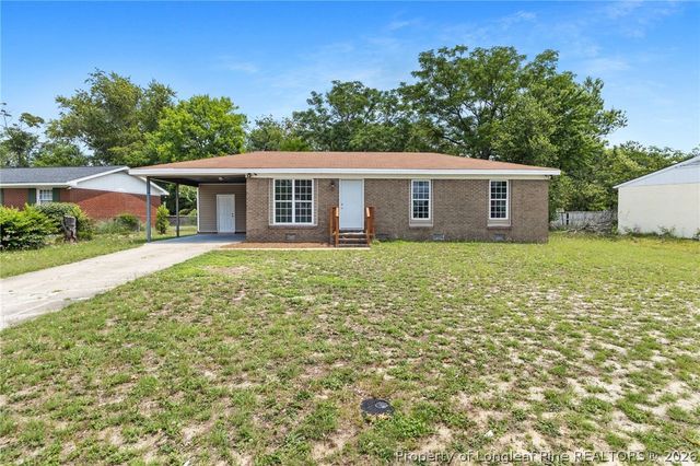 5706 Demarest Court, Fayetteville, NC 28311