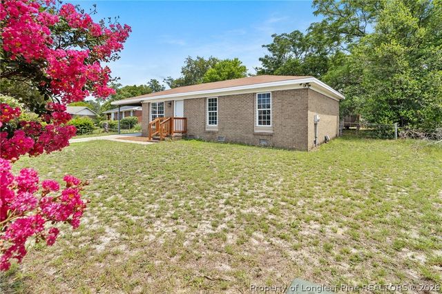 5706 Demarest Court, Fayetteville, NC 28311