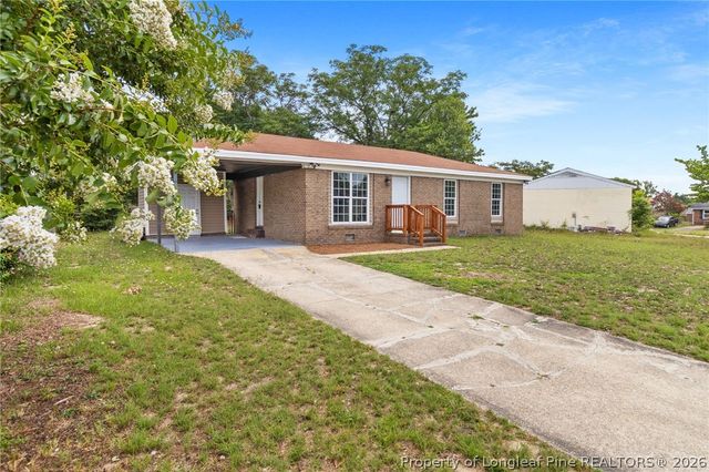 5706 Demarest Court, Fayetteville, NC 28311