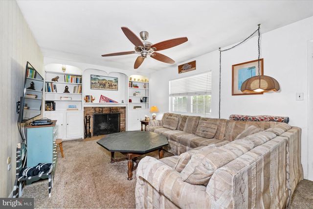 14 MAJESTIC CT, Wilmington, DE 19810