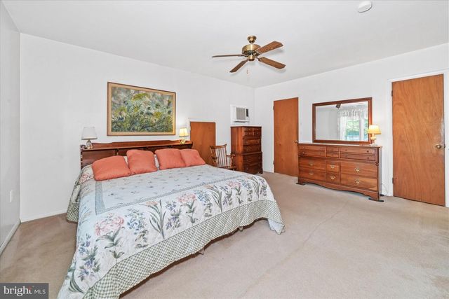 14 MAJESTIC CT, Wilmington, DE 19810