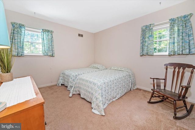 14 MAJESTIC CT, Wilmington, DE 19810