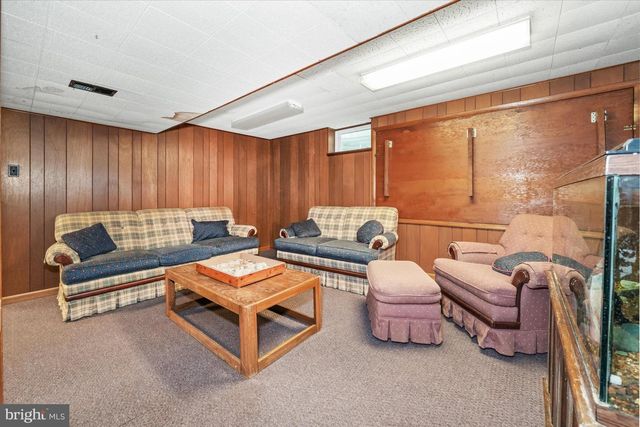 14 MAJESTIC CT, Wilmington, DE 19810
