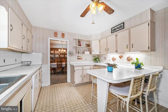 14 MAJESTIC CT, Wilmington, DE 19810