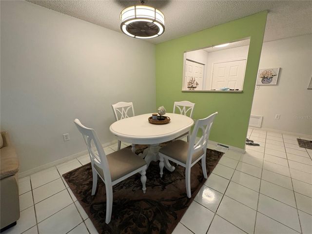 2511 2511 DOLLY BAY DRIVE 102, Palm Harbor, FL 34684