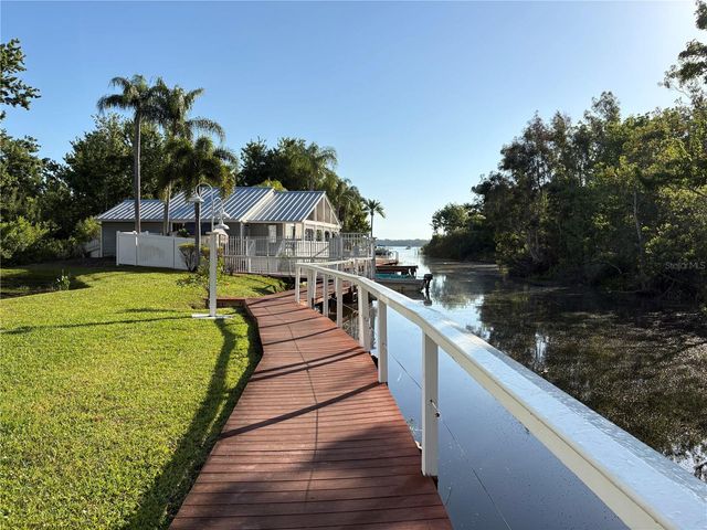 2511 2511 DOLLY BAY DRIVE 102, Palm Harbor, FL 34684