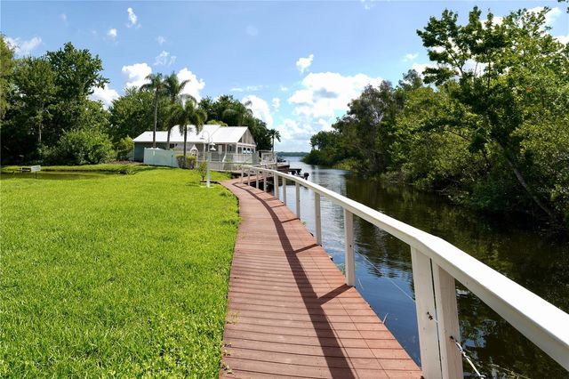 2511 2511 DOLLY BAY DRIVE 102, Palm Harbor, FL 34684