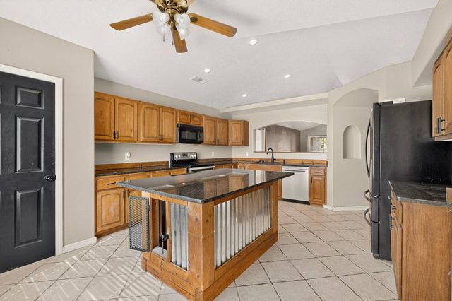 1341 Vista Centro Drive SW, Los Lunas, NM 87031