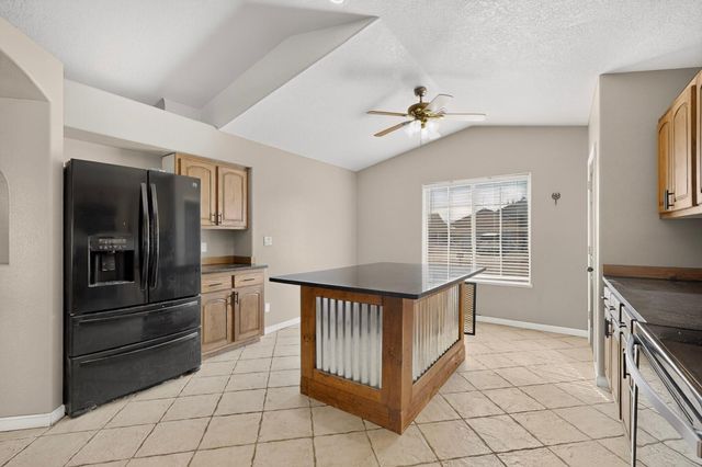 1341 Vista Centro Drive SW, Los Lunas, NM 87031