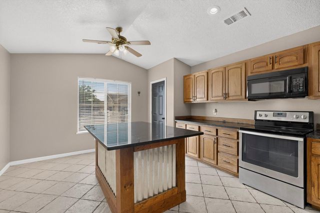 1341 Vista Centro Drive SW, Los Lunas, NM 87031