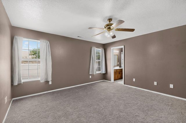 1341 Vista Centro Drive SW, Los Lunas, NM 87031