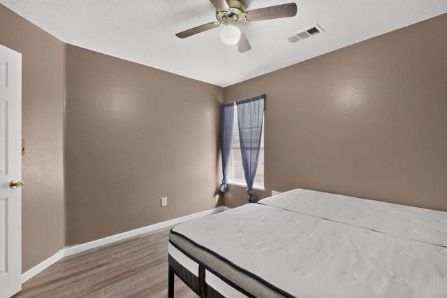 1341 Vista Centro Drive SW, Los Lunas, NM 87031