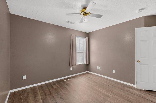 1341 Vista Centro Drive SW, Los Lunas, NM 87031