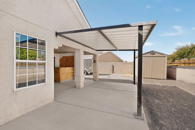 1341 Vista Centro Drive SW, Los Lunas, NM 87031