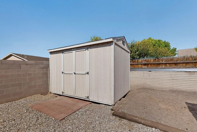 1341 Vista Centro Drive SW, Los Lunas, NM 87031