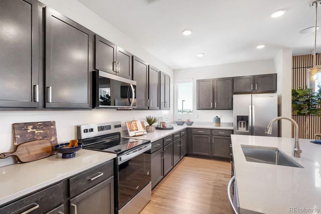 9200 E 47th Avenue 103, Denver, CO 80238