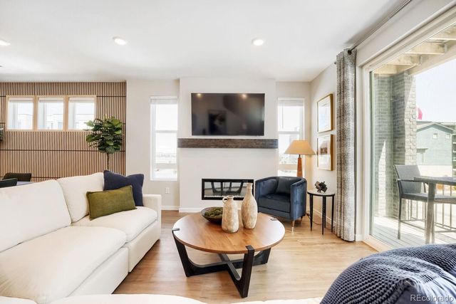 9200 E 47th Avenue 103, Denver, CO 80238