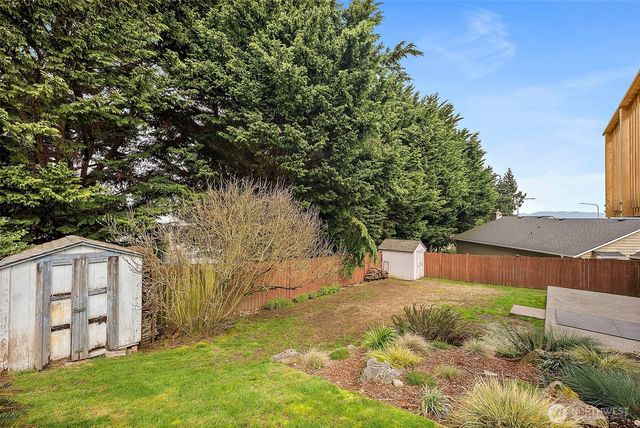 5746 S 300th Place, Auburn, WA 98001