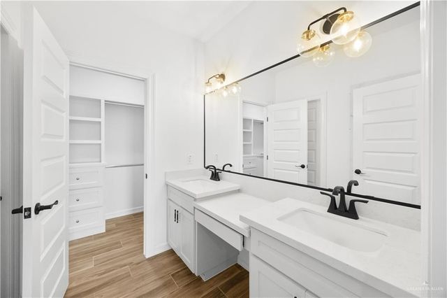 5929 Luz Del Sol, Edinburg, TX 78542