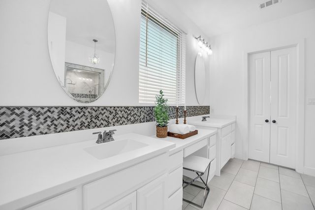 5100 Hedgerow Drive, Little Elm, TX 76227