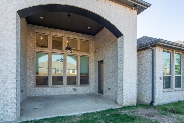 5100 Hedgerow Drive, Little Elm, TX 76227