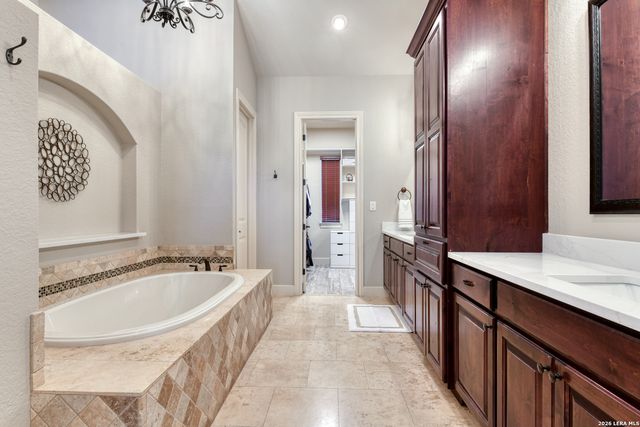 14562 Iron Horse Way, Helotes, TX 78023