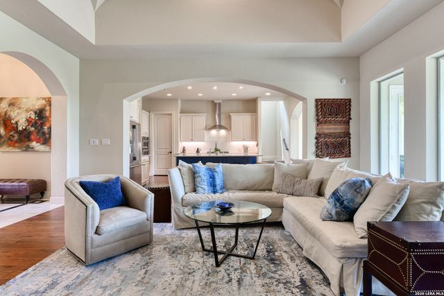 14562 Iron Horse Way, Helotes, TX 78023