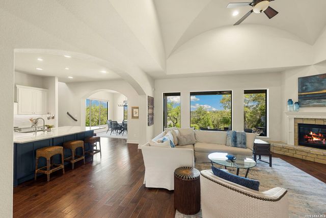 14562 Iron Horse Way, Helotes, TX 78023