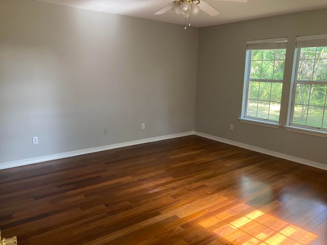 381 W Delta, Hattiesburg, MS 39402