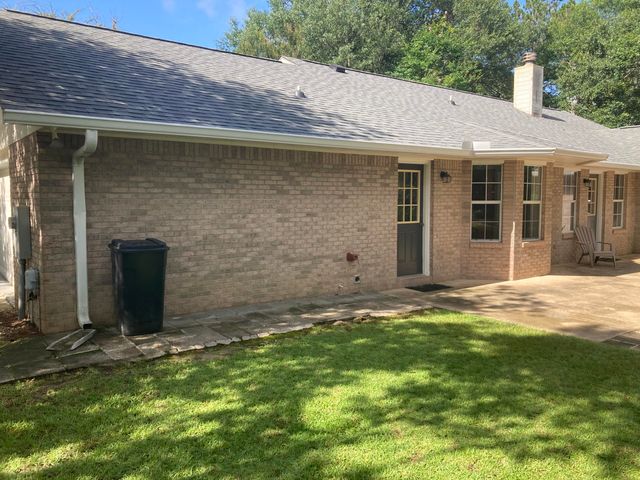 381 W Delta, Hattiesburg, MS 39402