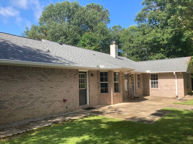 381 W Delta, Hattiesburg, MS 39402