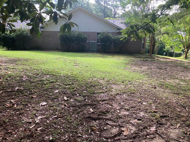 381 W Delta, Hattiesburg, MS 39402