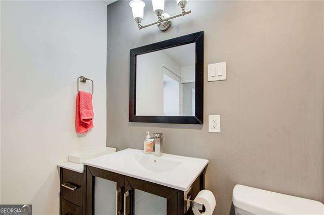 10 Market Square Place NW, Atlanta, GA 30318