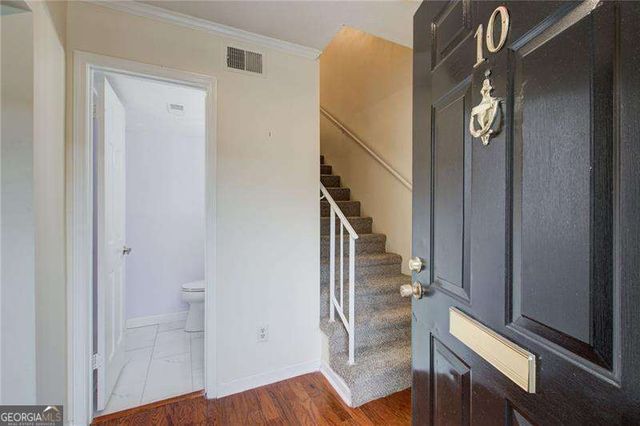 10 Market Square Place NW, Atlanta, GA 30318