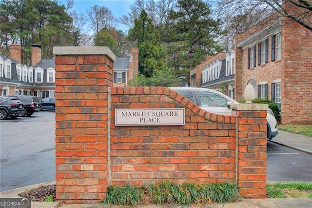 10 Market Square Place NW, Atlanta, GA 30318