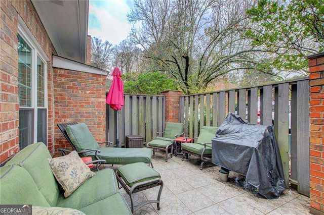 10 Market Square Place NW, Atlanta, GA 30318