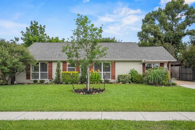 2206 Willowby Drive, Houston, TX 77008