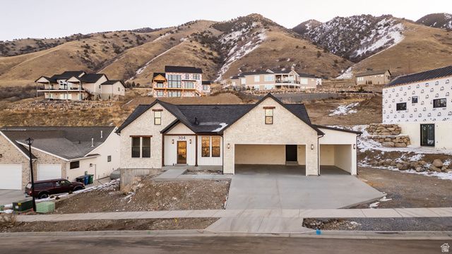 304 N SHERWOOD DR, Providence, UT 84332