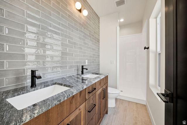 304 N SHERWOOD DR, Providence, UT 84332