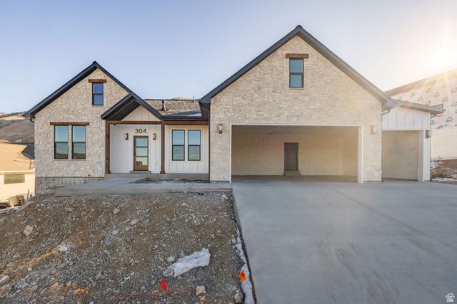 304 N SHERWOOD DR, Providence, UT 84332