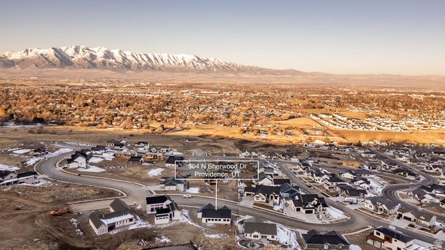 304 N SHERWOOD DR, Providence, UT 84332