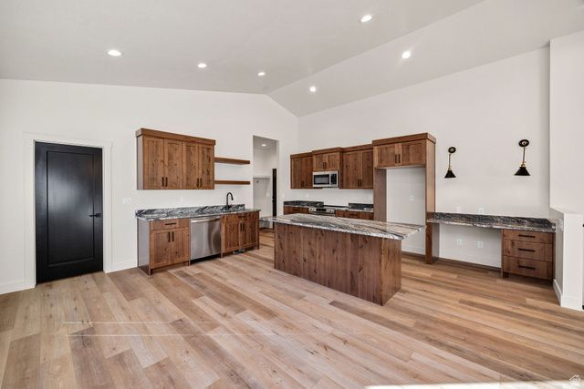 304 N SHERWOOD DR, Providence, UT 84332