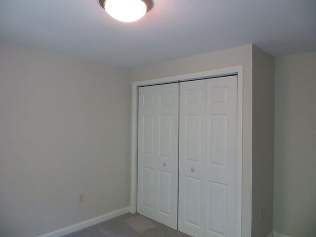 49 Parker Ave. 8, Dracut, MA 01826