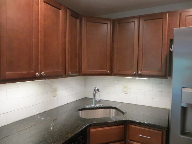 49 Parker Ave. 8, Dracut, MA 01826
