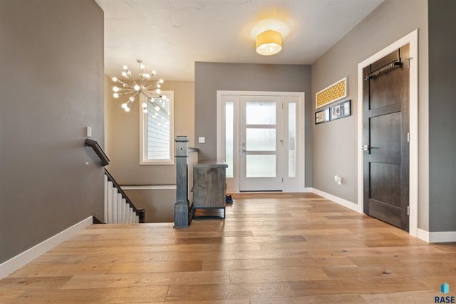 8900 E Basswood Ln Lane, Sioux Falls, SD 57110