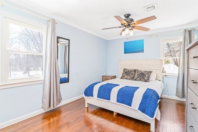 226 Stonebridge Rd, Wayland, MA 01778