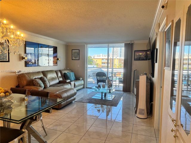 3551 NE NE 169 St. Apt.A.303, North Miami Beach, FL 33160